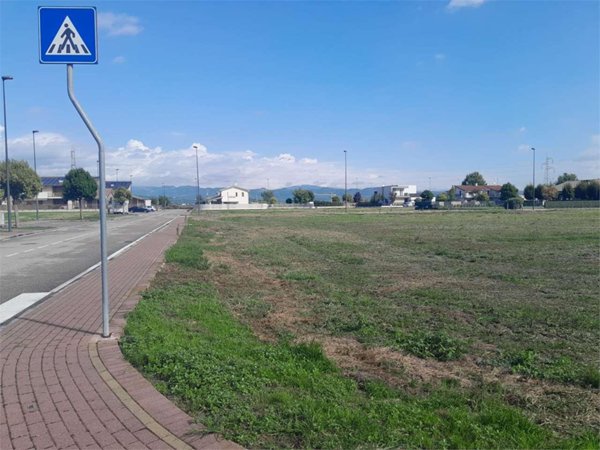 terreno edificabile in affitto a Belfiore