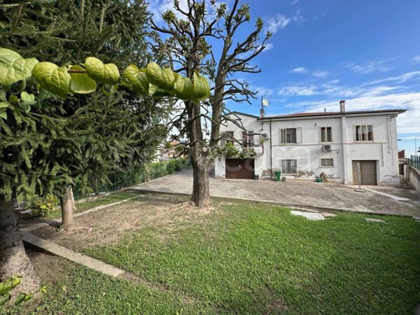 casa indipendente in vendita a Belfiore