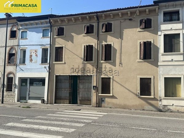 casa indipendente in vendita a Belfiore
