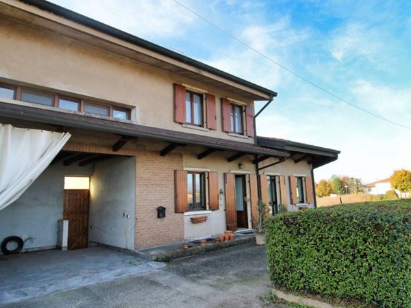 casa indipendente in vendita a Belfiore