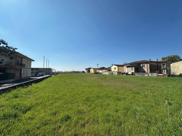 terreno in vendita a Belfiore