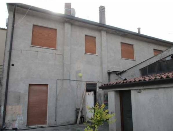 terreno edificabile in vendita a Bevilacqua in zona Marega