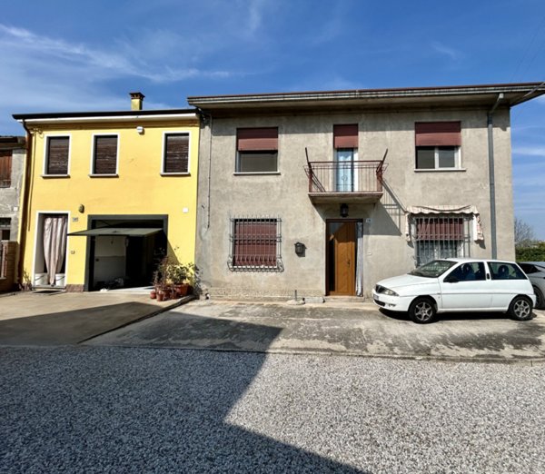 casa indipendente in vendita a Bevilacqua in zona Marega