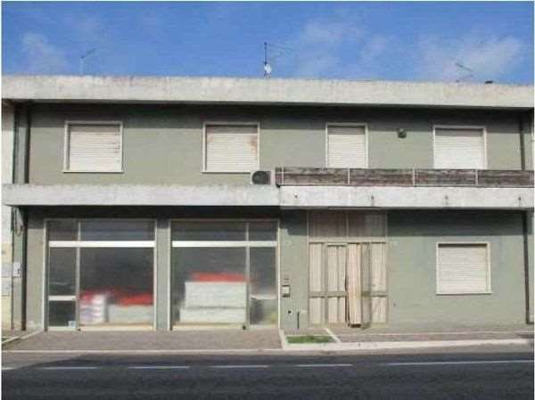 casa semindipendente in vendita a Bevilacqua in zona Marega