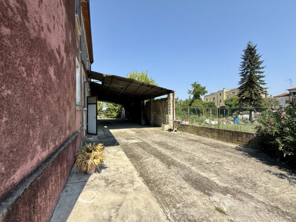 casa indipendente in vendita a Bevilacqua