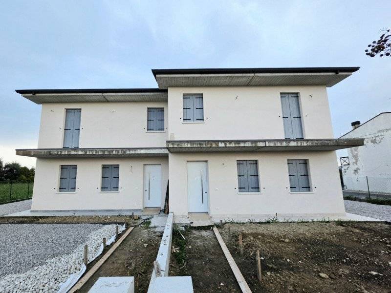 casa indipendente in vendita a Bevilacqua in zona Marega