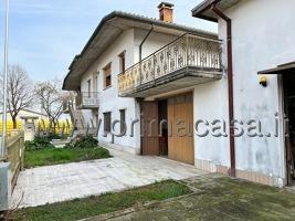 casa indipendente in vendita a Bonavigo