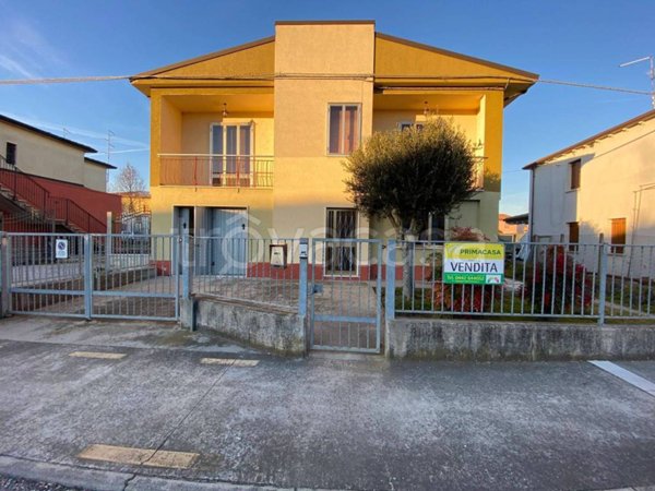 casa indipendente in vendita a Bonavigo