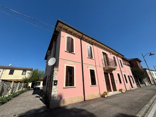 casa indipendente in vendita a Bonavigo