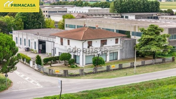 casa indipendente in vendita a Bonavigo in zona Pilastro