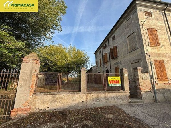 casa indipendente in vendita a Bonavigo in zona Orti