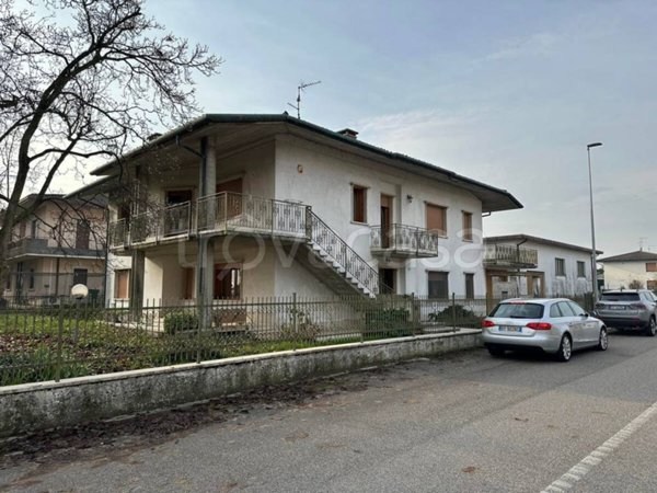 casa indipendente in vendita a Bonavigo