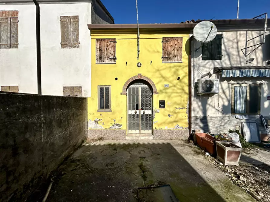 casa indipendente in vendita a Bonavigo in zona Orti