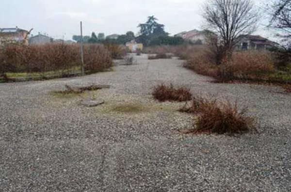 terreno edificabile in vendita a Bonavigo