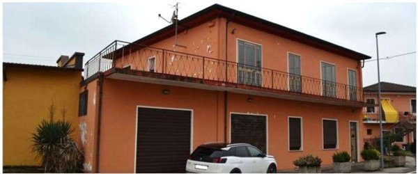 appartamento in vendita a Bonavigo in zona Orti