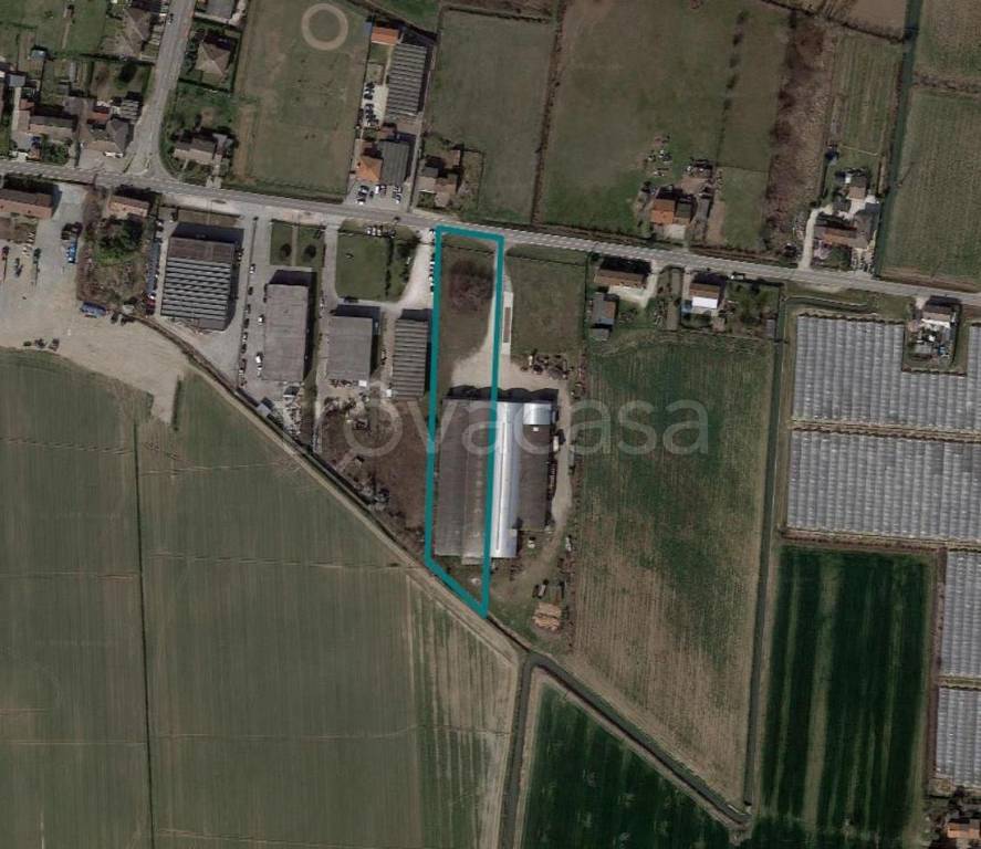 locale commerciale in vendita a Boschi Sant'Anna