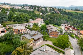 casa indipendente in vendita a Bosco Chiesanuova in zona Corbiolo