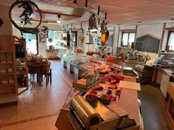 negozio in vendita a Bosco Chiesanuova