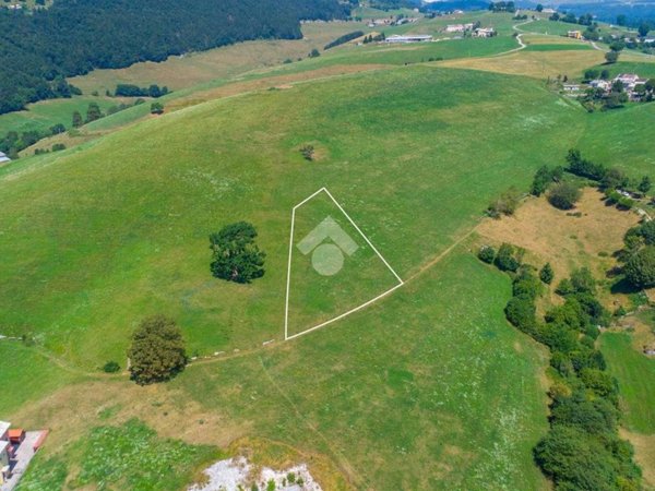terreno edificabile in vendita a Bosco Chiesanuova in zona Valdiporro