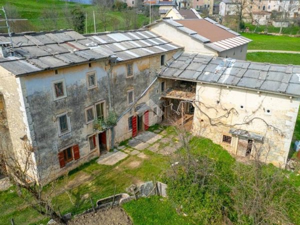 casa indipendente in vendita a Bosco Chiesanuova