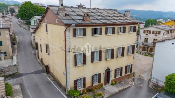casa indipendente in vendita a Bosco Chiesanuova