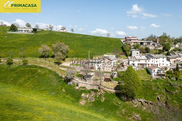 appartamento in vendita a Bosco Chiesanuova in zona Valdiporro