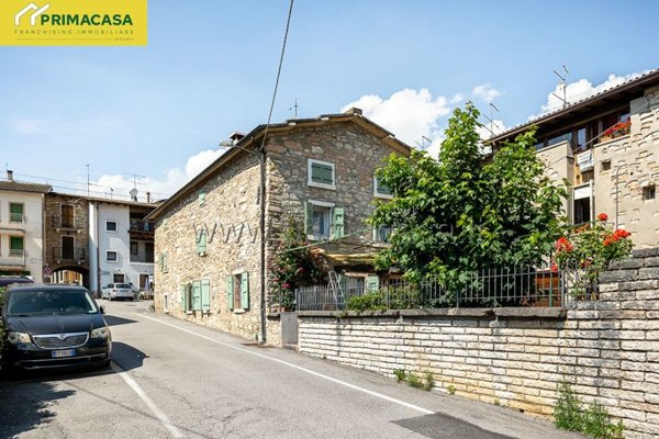 casa semindipendente in vendita a Bosco Chiesanuova