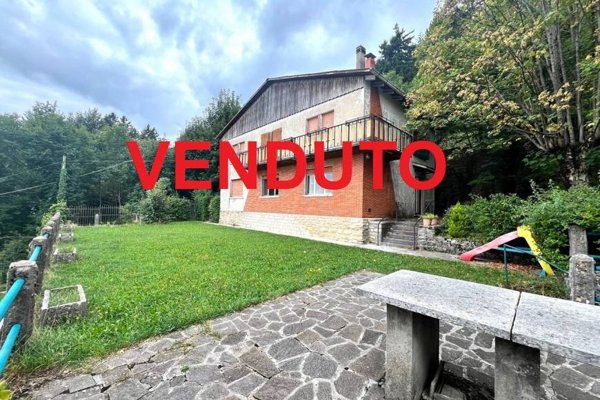 casa indipendente in vendita a Bosco Chiesanuova