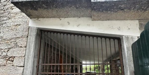 casa indipendente in vendita a Bosco Chiesanuova in zona Corbiolo