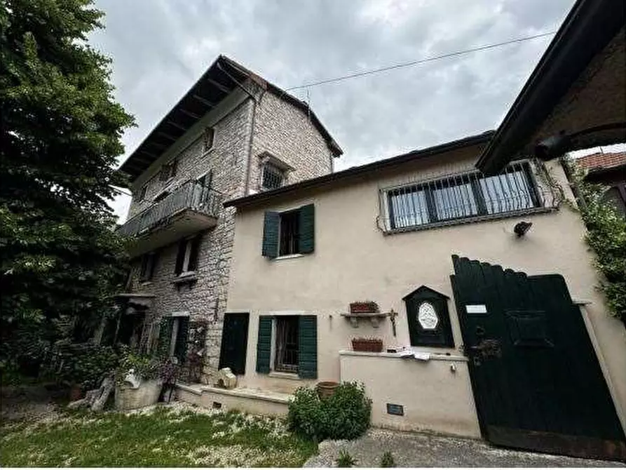 casa indipendente in vendita a Bosco Chiesanuova