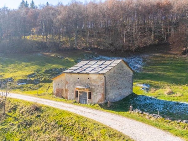 casa indipendente in vendita a Bosco Chiesanuova