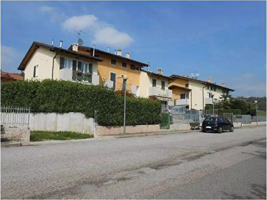 appartamento in vendita a Bosco Chiesanuova in zona Lughezzano-Arzerè