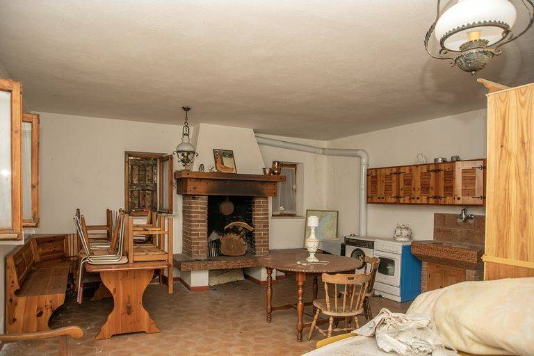 appartamento in vendita a Bosco Chiesanuova in zona Corbiolo