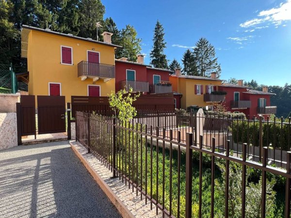 casa indipendente in vendita a Bosco Chiesanuova