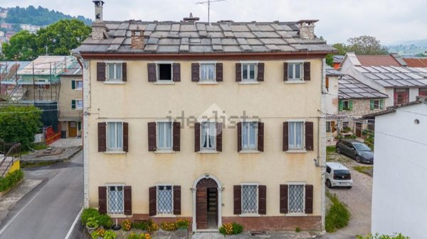casa indipendente in vendita a Bosco Chiesanuova