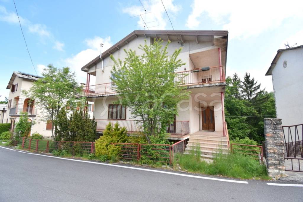 casa indipendente in vendita a Bosco Chiesanuova