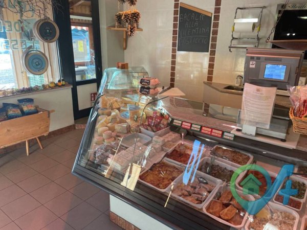 negozio in vendita a Bosco Chiesanuova