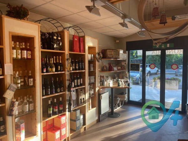 negozio in vendita a Bosco Chiesanuova