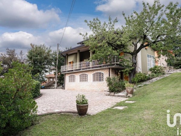 casa indipendente in vendita a Bosco Chiesanuova