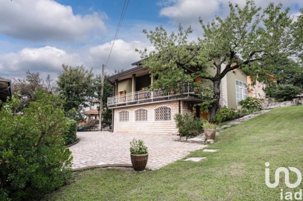 casa indipendente in vendita a Bosco Chiesanuova