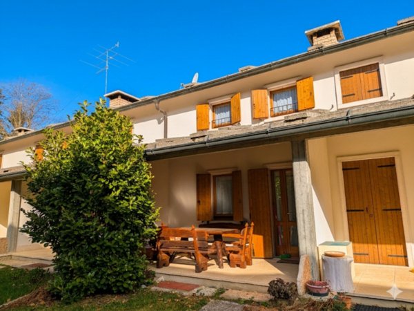 casa indipendente in vendita a Bosco Chiesanuova