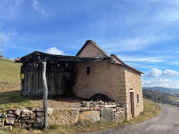 casale in vendita a Bosco Chiesanuova