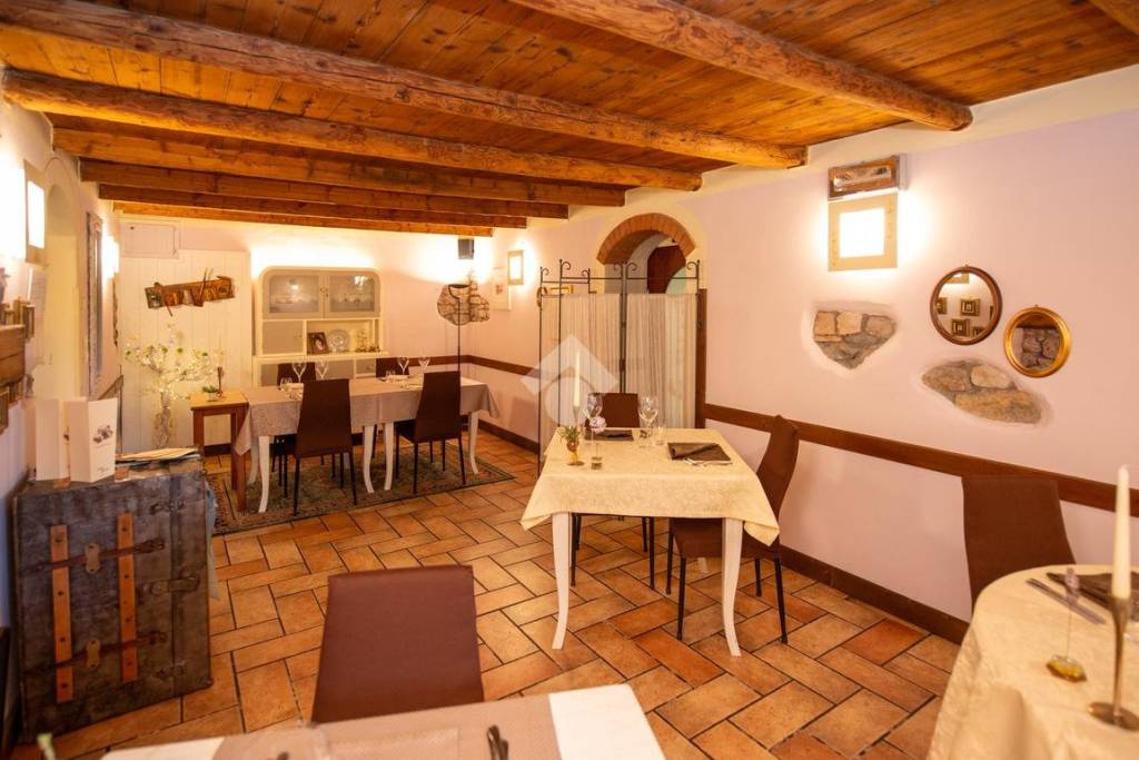 negozio in vendita a Bosco Chiesanuova