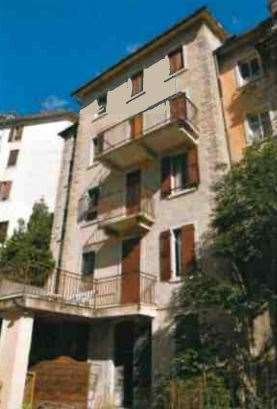 casa indipendente in vendita a Bosco Chiesanuova in zona Bosco Chiesanuova