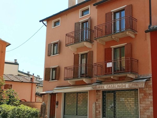 casa indipendente in vendita a Bosco Chiesanuova in zona Bosco Chiesanuova