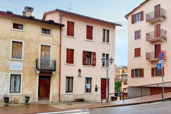 casa indipendente in vendita a Bosco Chiesanuova in zona Bosco Chiesanuova