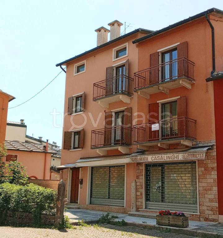 casa indipendente in vendita a Bosco Chiesanuova in zona Bosco Chiesanuova
