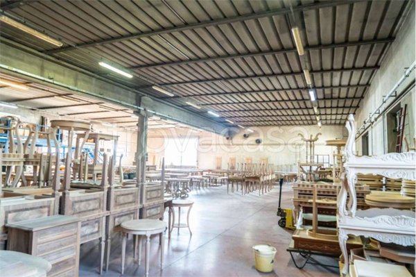 locale commerciale in vendita a Bovolone
