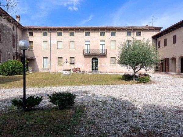 casa indipendente in vendita a Bovolone