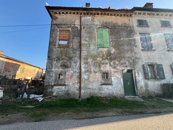 casa indipendente in vendita a Bovolone